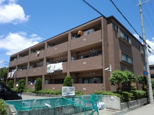 明石駅 バス19分  二ツ屋公園前下車：停歩1分 1階の物件外観写真